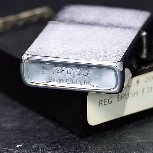 ZIPPO XƯA 1988 - HÀNG XƯA THẬP NIÊN 80s _ CHỦ ĐỀ TRUNG TÂM VŨ TRỤ KENNEDY