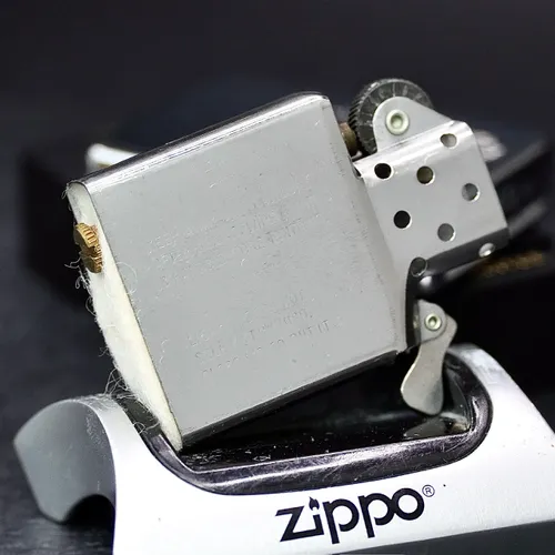 ZIPPO XƯA 1992 - HÀNG XƯA THẬP NIÊN 90s _ CHỦ ĐỀ PEGASUS