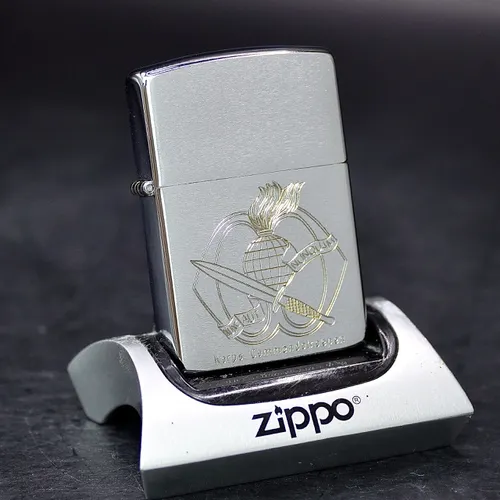 ZIPPO XƯA 1989 - HÀNG XƯA THẬP NIÊN 80s _ CHỦ ĐỀ LỤC QUÂN HOÀNG GIA HÀ LAN
