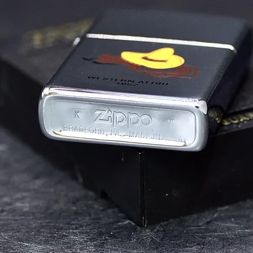ZIPPO XƯA 1989 - HÀNG XƯA THẬP NIÊN 80s _ CHỦ ĐỀ WESTERN ATTIRE 1862