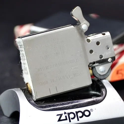 ZIPPO XƯA 1997 - HÀNG XƯA THẬP NIÊN 90s _ CHỦ ĐỀ WINDY GIRL