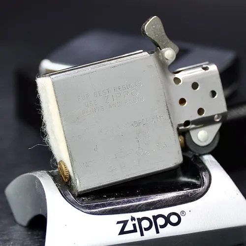 ZIPPO XƯA 1986 - HÀNG XƯA THẬP NIÊN 80s _ CHỦ ĐỀ TẬP ĐOÀN TRICO