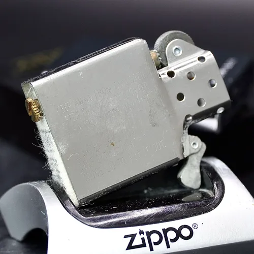 ZIPPO XƯA 1996 - HÀNG XƯA THẬP NIÊN 90s _ CHỦ ĐỀ LOGO CĂN CỨ KHÔNG QUÂN HOA KỲ