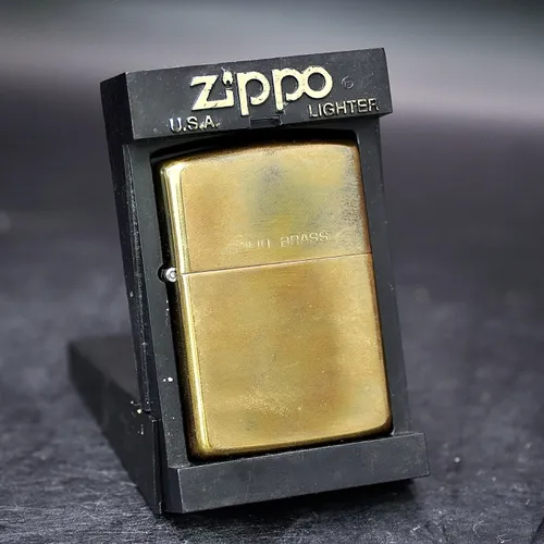 ZIPPO XƯA 32-88 - HÀNG XƯA THẬP NIÊN 80s _ CHỦ ĐỀ NGUYÊN BẢN