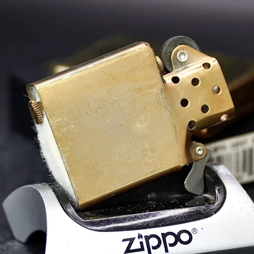 ZIPPO XƯA 32-88 - HÀNG XƯA THẬP NIÊN 80s _ CHỦ ĐỀ NGUYÊN BẢN