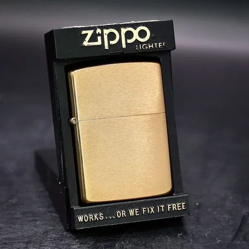 ZIPPO XƯA 32-88 - HÀNG XƯA THẬP NIÊN 80s _ CHỦ ĐỀ SOLID BRASS