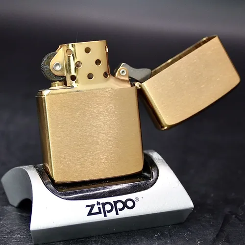 ZIPPO XƯA 32-88 - HÀNG XƯA THẬP NIÊN 80s _ CHỦ ĐỀ SOLID BRASS