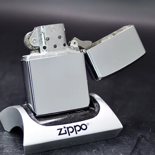 ZIPPO XƯA 1992 - HÀNG XƯA THẬP NIÊN 90s _ CHỦ ĐỀ HERITAGE OF ZIPPO