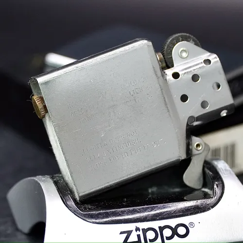 ZIPPO XƯA 1992 - HÀNG XƯA THẬP NIÊN 90s _ CHỦ ĐỀ TRỪU TƯỢNG