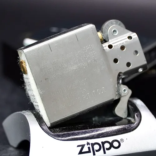 ZIPPO XƯA 1997 - HÀNG XƯA THẬP NIÊN 90s _ CHỦ ĐỀ RICKSHAW