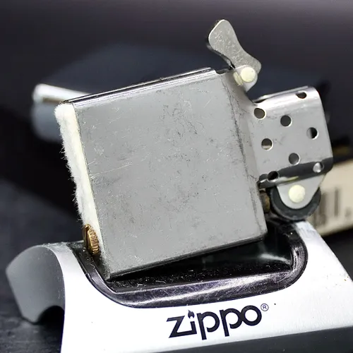 ZIPPO XƯA 1991 - HÀNG XƯA THẬP NIÊN 90s _ CHỦ ĐỀ TRẠM KHÔNG QUÂN HOÀNG GIA ANH