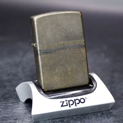 ZIPPO XƯA 2000 - HÀNG XƯA 2000s _ CHỦ ĐỀ ĐỒNG ZIN TRƠN BẢN