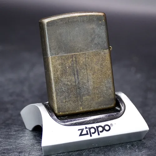 ZIPPO XƯA 2000 - HÀNG XƯA 2000s _ CHỦ ĐỀ ĐỒNG ZIN TRƠN BẢN