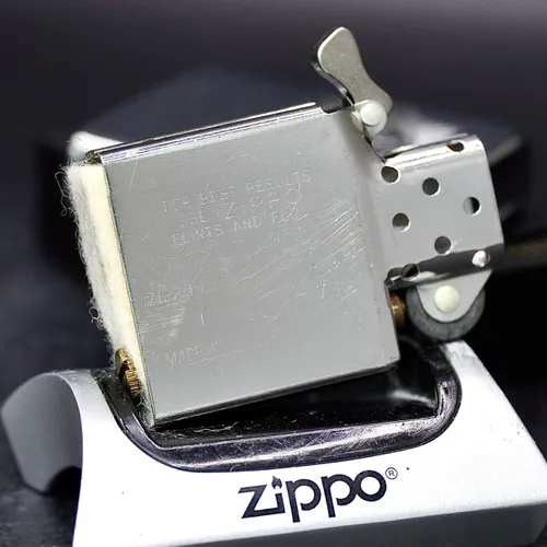 ZIPPO XƯA 1989 - HÀNG XƯA THẬP NIÊN 80s _ CHỦ ĐỀ HIẾN BINH QUỐC GIA PHÁP