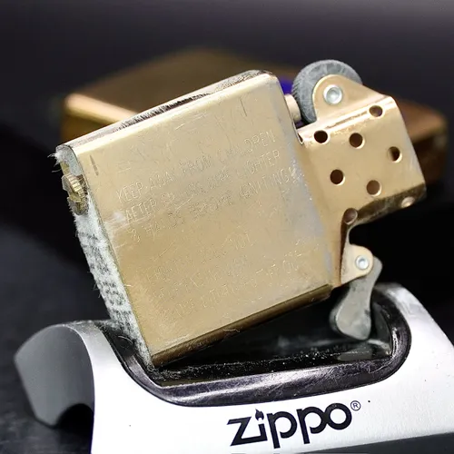 ZIPPO XƯA 1999 - HÀNG XƯA THẬP NIÊN 90s _ CHỦ ĐỀ DORAL