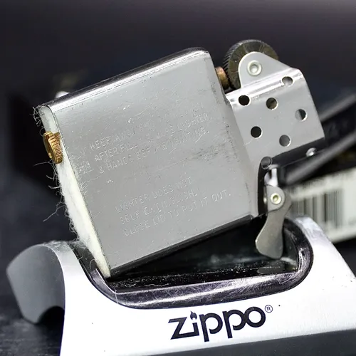 ZIPPO XƯA 1992 - HÀNG XƯA THẬP NIÊN 90s _ CHỦ ĐỀ HOA HÔNG