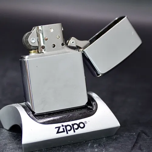 ZIPPO XƯA 1996 - HÀNG XƯA THẬP NIÊN 90s _ CHỦ ĐỀ LỰC LƯỢNG PHÒNG VỆ ICELAND
