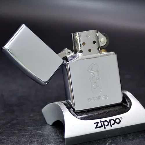 ZIPPO XƯA 1990 - HÀNG XƯA THẬP NIÊN 90s _ CHỦ ĐỀ LINH VẬT SINGAPORE