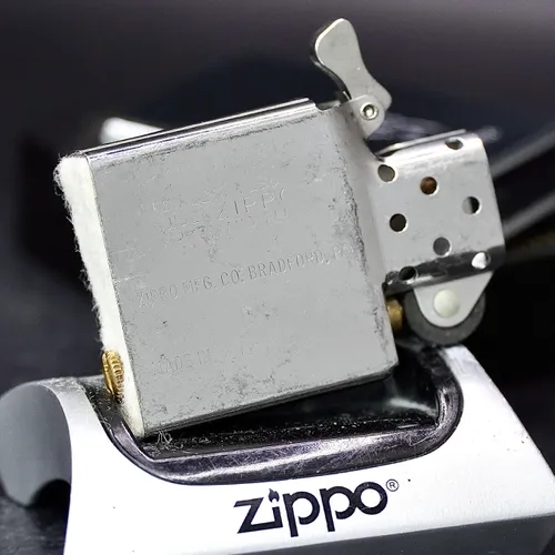 ZIPPO XƯA 1990 - HÀNG XƯA THẬP NIÊN 90s _ CHỦ ĐỀ LINH VẬT SINGAPORE