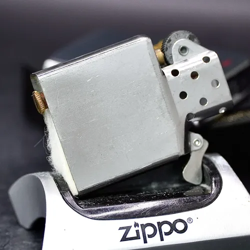 ZIPPO XƯA 1990 - HÀNG XƯA THẬP NIÊN 90s _ CHỦ ĐỀ TÀU CHIẾN AUSTIN LPD-4