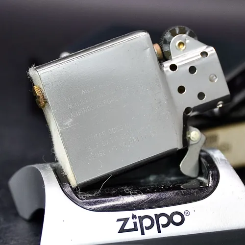 ZIPPO XƯA 1989 - HÀNG XƯA THẬP NIÊN 80s _ CHỦ ĐỀ TÀU CHIẾN CLEVERLAND LPD-7