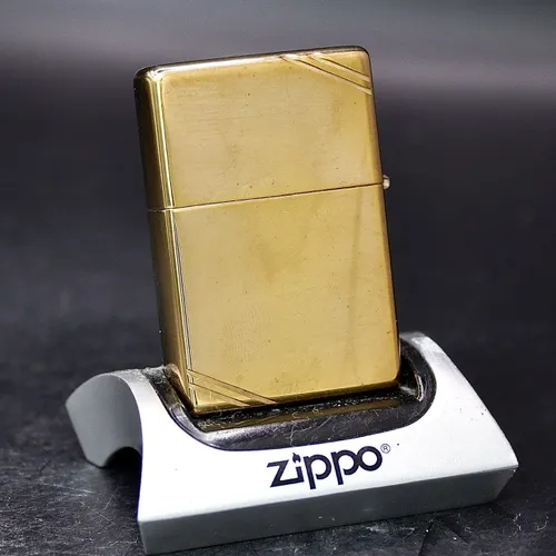 ZIPPO XƯA 1998 - HÀNG XƯA THẬP NIÊN 90s _ CHỦ ĐỀ NỮ THẦN TỰ DO