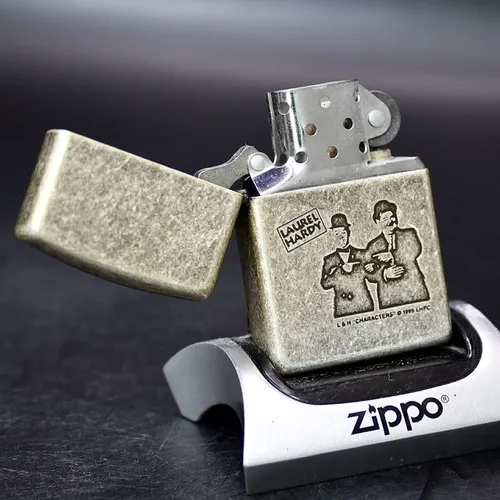 ZIPPO XƯA 1995 - HÀNG XƯA THẬP NIÊN 90s _ CHỦ ĐỀ NGHỆ SĨ LAUREL HARDY