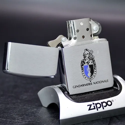 ZIPPO XƯA 1994 - HÀNG XƯA THẬP NIÊN 90s _ CHỦ ĐỀ LỰC LƯỢNG HIẾN BINH PHÁP