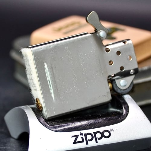 ZIPPO XƯA 2000 - HÀNG XƯA 2000s _ CHỦ ĐỀ XE JEEP