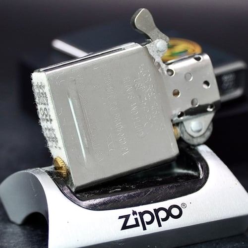 ZIPPO XƯA 2000 - HÀNG XƯA 2000s _ CHỦ ĐỀ TÀU CHIẾN FRANK CABLE AS-40