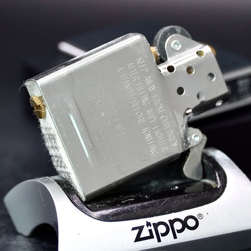 ZIPPO XƯA 2000 - HÀNG XƯA 2000s _ CHỦ ĐỀ TÀU CHIẾN FRANK CABLE AS-40