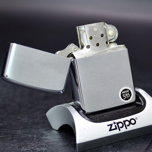 ZIPPO XƯA 1981 - HÀNG XƯA THẬP NIÊN 80s _ CHỦ ĐỀ NGUYÊN BẢN