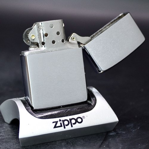 ZIPPO XƯA 1982 - HÀNG XƯA THẬP NIÊN 80s _ CHỦ ĐỀ LOGO FBI