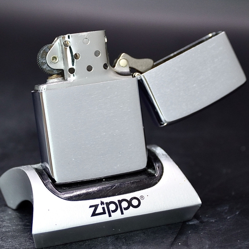 ZIPPO XƯA 1982 - HÀNG XƯA THẬP NIÊN 80s _ CHỦ ĐỀ LOGO TÀU CHIẾN EDSON DD-946