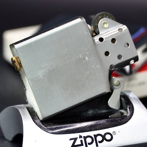 ZIPPO XƯA 1982 - HÀNG XƯA THẬP NIÊN 80s _ CHỦ ĐỀ TÀU CHIẾN MUNRO WHEC-724