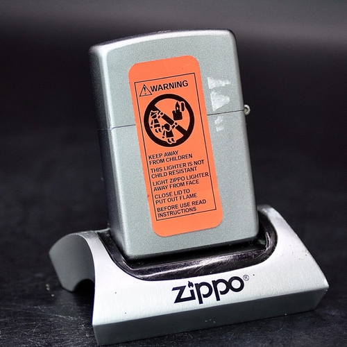 ZIPPO XƯA 2002 - HÀNG XƯA 2000s _ CHỦ ĐỀ PHÙ THỦY