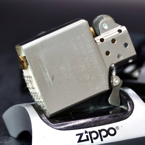 ZIPPO XƯA 2005 - HÀNG XƯA 2000s _ CHỦ ĐỀ PHI ĐOÀN VF-103 JOLLY ROGERS