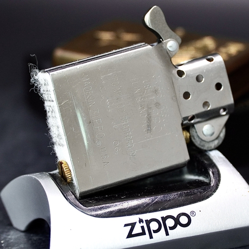ZIPPO XƯA 2001 - HÀNG XƯA 2000s _ CHỦ ĐỀ XE TĂNG T54