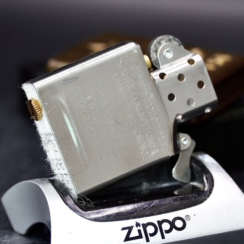 ZIPPO XƯA 2001 - HÀNG XƯA 2000s _ CHỦ ĐỀ XE TĂNG T54