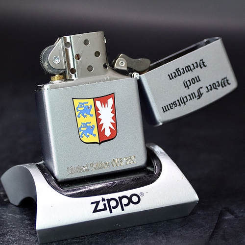 ZIPPO XƯA 2005 - HÀNG XƯA 2000s _ CHỦ ĐỀ TÀU CHIẾN SCHLESWIG-HOLSTEIN