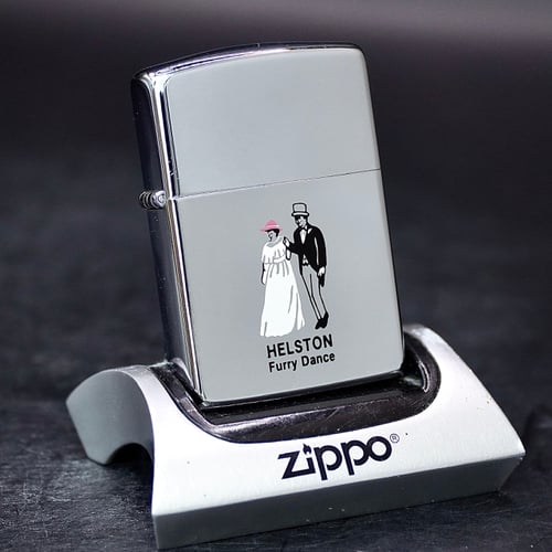 ZIPPO XƯA 1990 - HÀNG XƯA THẬP NIÊN 90s _ CHỦ ĐỀ HELSTON FURRY DANCE