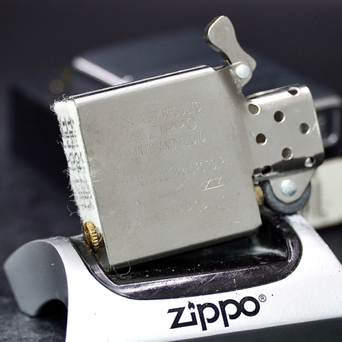 ZIPPO XƯA 1999 - HÀNG XƯA THẬP NIÊN 90s _ CHỦ ĐỀ TÀU SÂN BAY KITTY HAWK CV-63