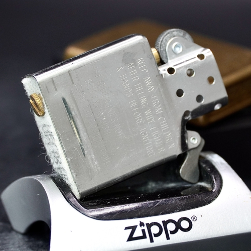 ZIPPO XƯA 2001 - HÀNG XƯA 2000s _ CHỦ ĐỀ ĐỒNG ZIN