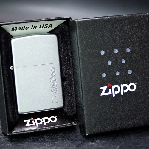 ZIPPO XƯA 2002 - HÀNG XƯA 2000s _ CHỦ ĐỀ MARLBORO