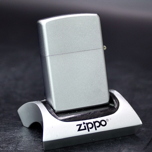 ZIPPO XƯA 2002 - HÀNG XƯA 2000s _ CHỦ ĐỀ MARLBORO