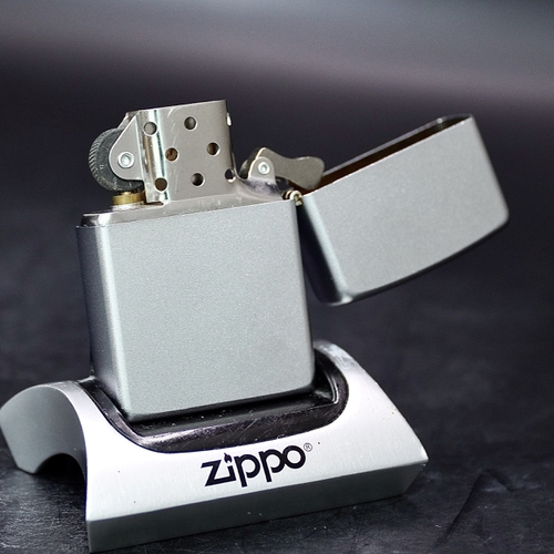 ZIPPO XƯA 2002 - HÀNG XƯA 2000s _ CHỦ ĐỀ MARLBORO