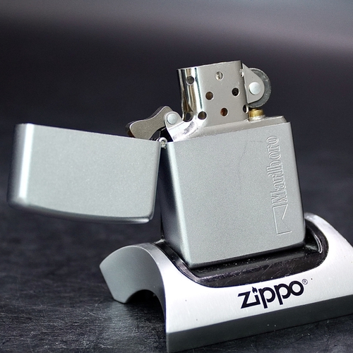 ZIPPO XƯA 2002 - HÀNG XƯA 2000s _ CHỦ ĐỀ MARLBORO
