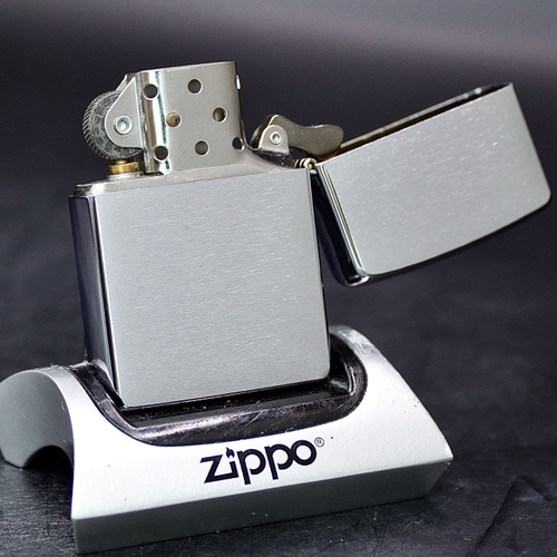 ZIPPO XƯA 2004 - HÀNG XƯA 2000s _ CHỦ ĐỀ BIỂU TƯỢNG PHI ĐOÀN TRỰC THĂNG MỸ