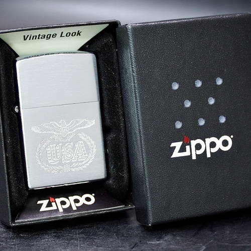 ZIPPO XƯA 2005 - HÀNG XƯA 2000s _ CHỦ ĐỀ BIỂU TƯỢNG QUÂN SỰ MỸ