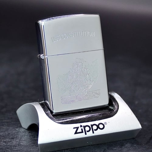 ZIPPO XƯA 2001 - HÀNG XƯA 2000s _ CHỦ ĐỀ TÀU CHIẾN CONSTITUITION